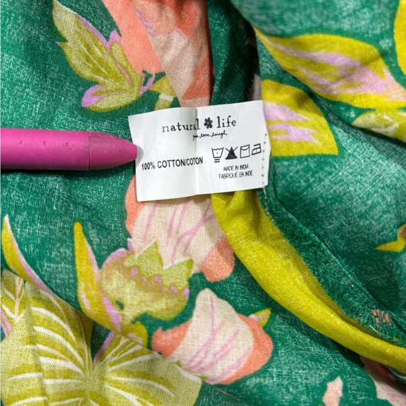 Natural Life Green and Pink Floral Shirt Size Medium 100% cotton button down - Picture 6 of 6
